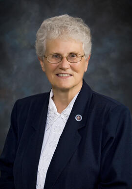 Seng, Paulette